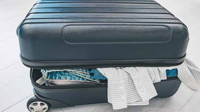 Sua mala foi violada em viagem internacional? Saiba como garantir seus direitos
